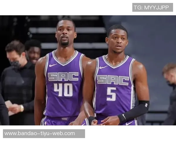 巴恩斯赞福克斯领导风格独特队友们愿意全力支持他 巴恩斯赞福克斯领导风格独特队友们愿意全力支持他