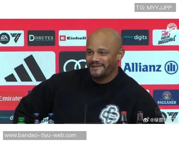 穆勒赞卡尔终结能力强孔帕尼强调全员必须全力以赴 穆勒赞卡尔终结能力强孔帕尼强调全员必须全力以赴