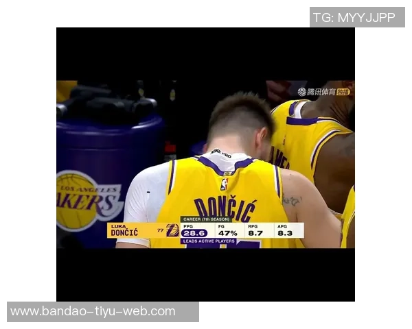 女主持询问KD洛杉矶住址引发热议KD回应称播客内容公开引人关注